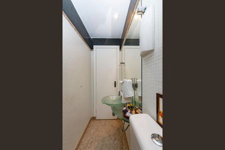 Apartamento à venda com 300m², 3 quartos e 4 vagasLavabo