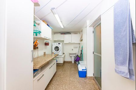 Apartamento à venda com 300m², 3 quartos e 4 vagasÁrea de Serviço