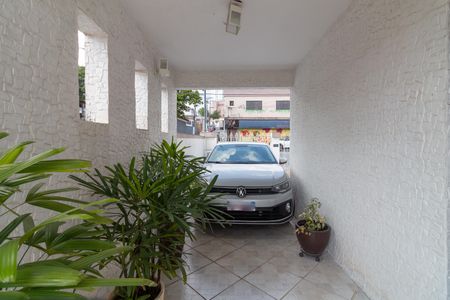Casa à venda com 200m², 2 quartos e 2 vagas
