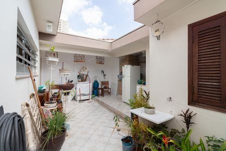 Casa à venda com 200m², 2 quartos e 2 vagas