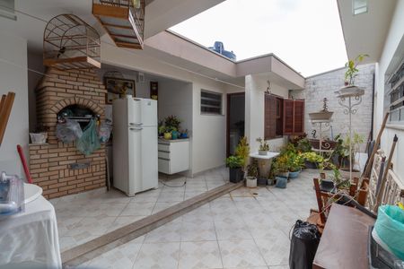 Casa à venda com 200m², 2 quartos e 2 vagas