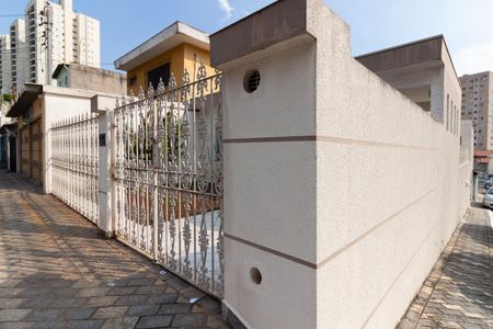 Casa à venda com 200m², 2 quartos e 2 vagas