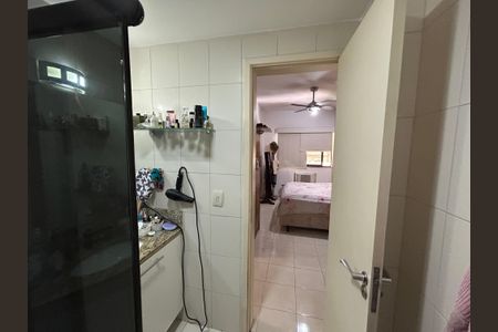Apartamento à venda com 98m², 3 quartos e 2 vagasBanheiro da Suíte