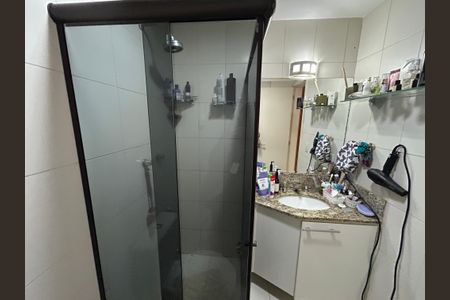 Apartamento à venda com 98m², 3 quartos e 2 vagasBanheiro da Suíte