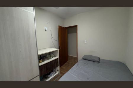 Apartamento à venda com 190m², 3 quartos e 2 vagas Apartamento à venda com 190m², 3 quartos e 2 vagasQuarto 2