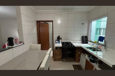 Apartamento à venda com 190m², 3 quartos e 2 vagas Apartamento à venda com 190m², 3 quartos e 2 vagasCozinha