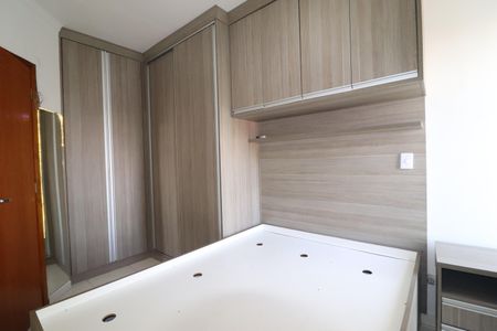 Quarto 1 suíte de apartamento para alugar com 2 quartos, 50m² em Parque Oratório, Santo André