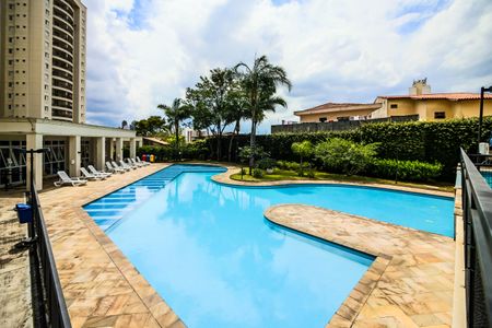 Apartamento à venda com 71m², 3 quartos e 2 vagasÁrea comum - Piscina