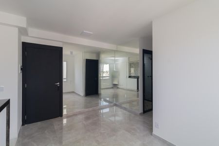 Sala de apartamento à venda com 2 quartos, 43m² em Vila Carmosina, São Paulo