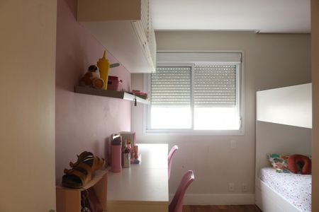 Apartamento à venda com 136m², 3 quartos e 3 vagasQuarto 2