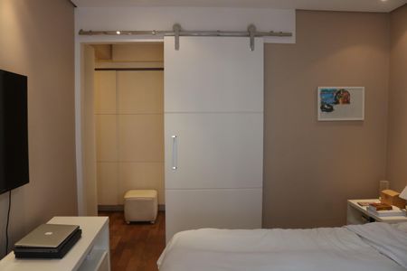 Apartamento à venda com 136m², 3 quartos e 3 vagasSuíte