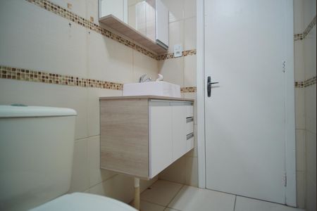 Casa de condomínio para alugar com 96m², 2 quartos e 1 vagaBanheiro Corredor