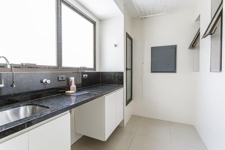 Apartamento para alugar com 135m², 3 quartos e 2 vagas Apartamento para alugar com 135m², 3 quartos e 2 vagasÁrea de Serviço