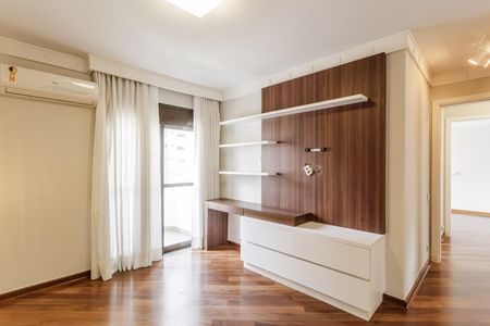 Apartamento para alugar com 135m², 3 quartos e 2 vagas Apartamento para alugar com 135m², 3 quartos e 2 vagasQuarto Suíte