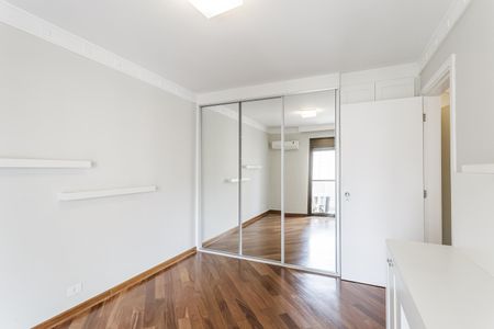 Apartamento para alugar com 135m², 3 quartos e 2 vagas Apartamento para alugar com 135m², 3 quartos e 2 vagasQuarto 1