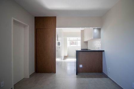 Sala/Cozinha  de apartamento para alugar com 1 quarto, 68m² em Parque Santos Dumont, Taboão da Serra