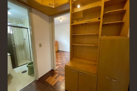 Apartamento para alugar com 70m², 2 quartos e sem vaga Apartamento para alugar com 70m², 2 quartos e sem vagaCorredor