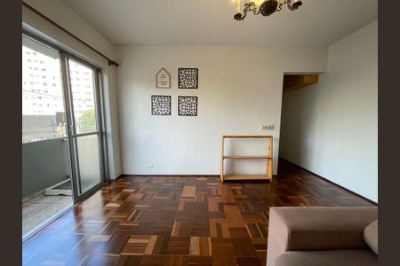 Apartamento para alugar com 70m², 2 quartos e sem vaga