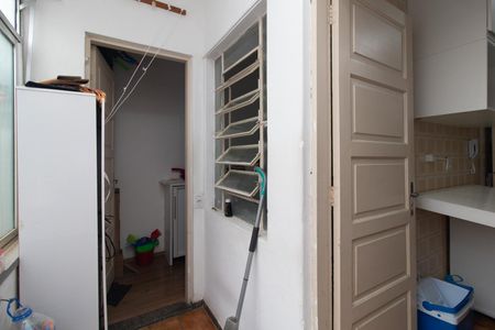 Apartamento para alugar com 75m², 2 quartos e 1 vaga Apartamento para alugar com 75m², 2 quartos e 1 vagaÁrea de Serviço