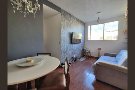 Sala  de apartamento à venda com 2 quartos, 48m² em Vargem Pequena, Rio de Janeiro