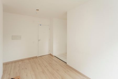 Sala de apartamento para alugar com 2 quartos, 44m² em Usina Piratininga, São Paulo