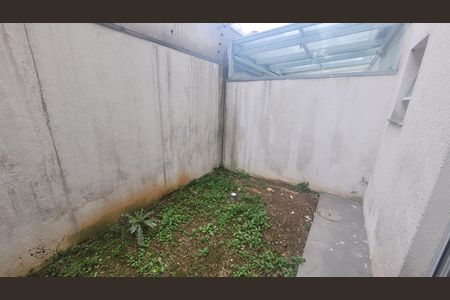 Quintal de apartamento para alugar com 1 quarto, 25m² em Vila Ema, São Paulo