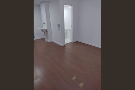 Sala de kitnet/studio para alugar com 1 quarto, 25m² em Vila Ema, São Paulo