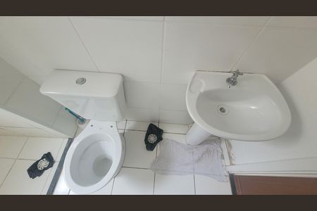 Banheiro de apartamento para alugar com 1 quarto, 25m² em Vila Ema, São Paulo