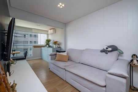 Apartamento à venda com 67m², 2 quartos e 2 vagasSala