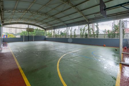 Apartamento à venda com 67m², 2 quartos e 2 vagasÁrea comum - Quadra esportiva