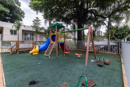 Apartamento à venda com 110m², 2 quartos e 2 vagasÁrea comum - Playground