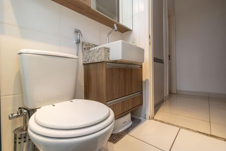 Apartamento à venda com 110m², 2 quartos e 2 vagasBanheiro Social