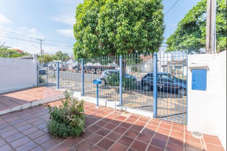 Casa à venda com 122m², 3 quartos e 3 vagas Casa à venda com 122m², 3 quartos e 3 vagasJardim