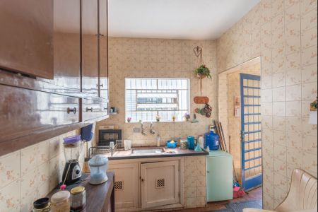 Casa à venda com 122m², 3 quartos e 3 vagas Casa à venda com 122m², 3 quartos e 3 vagasCozinha