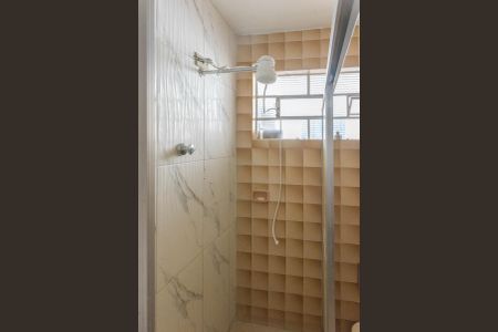 Casa à venda com 122m², 3 quartos e 3 vagas Casa à venda com 122m², 3 quartos e 3 vagasBanheiro da Suíte