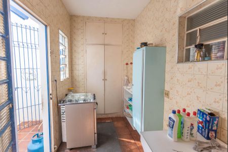 Casa à venda com 122m², 3 quartos e 3 vagas Casa à venda com 122m², 3 quartos e 3 vagasCozinha