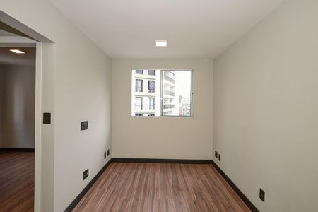 Sala de apartamento para alugar com 2 quartos, 45m² em Jardim Vazani, São Paulo