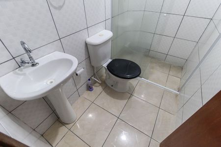 Casa de condomínio para alugar com 35m², 1 quarto e sem vaga Casa de condomínio para alugar com 35m², 1 quarto e sem vagaBanheiro