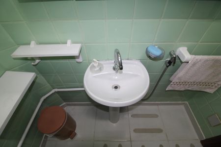 Casa para alugar com 360m², 3 quartos e 4 vagasBanheiro 1