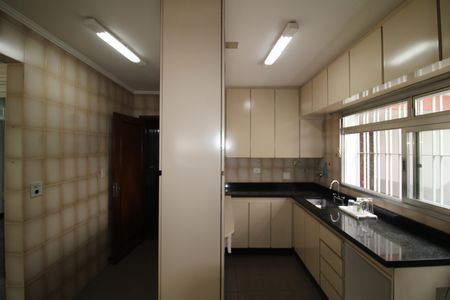 Casa para alugar com 360m², 3 quartos e 4 vagasCozinha