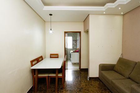 Sala de apartamento à venda com 2 quartos, 50m² em Arvoredo, Contagem