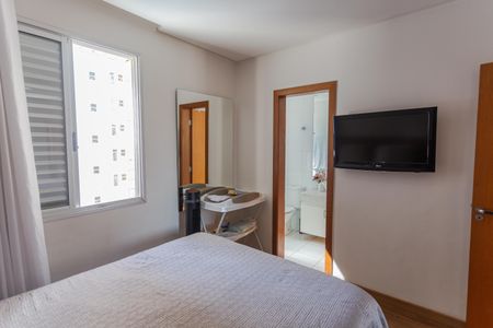 Suíte de apartamento à venda com 3 quartos, 87m² em Cidade Nova, Belo Horizonte