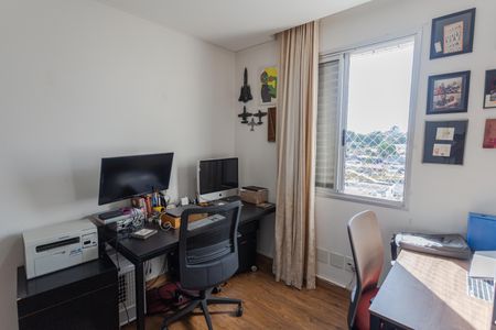 Apartamento à venda com 98m², 3 quartos e 2 vagasQuarto 3