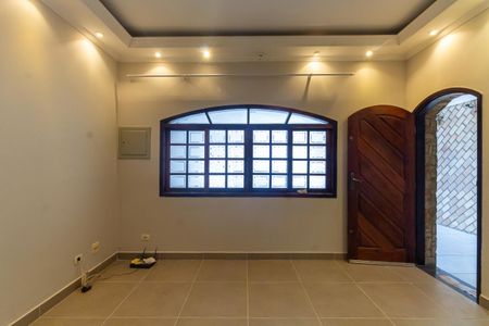 Casa à venda com 330m², 3 quartos e 2 vagas Casa à venda com 330m², 3 quartos e 2 vagasSala