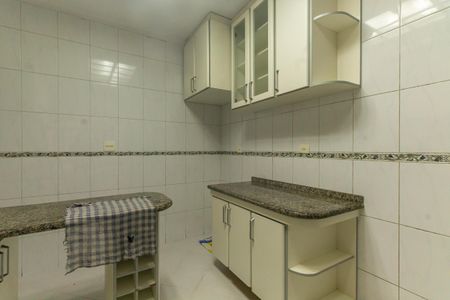 Casa à venda com 330m², 3 quartos e 2 vagas Casa à venda com 330m², 3 quartos e 2 vagasCozinha