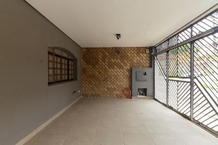 Casa à venda com 330m², 3 quartos e 2 vagas Casa à venda com 330m², 3 quartos e 2 vagasGaragem