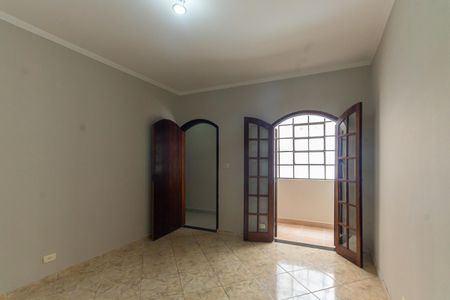 Casa à venda com 330m², 3 quartos e 2 vagas Casa à venda com 330m², 3 quartos e 2 vagasQuarto 3