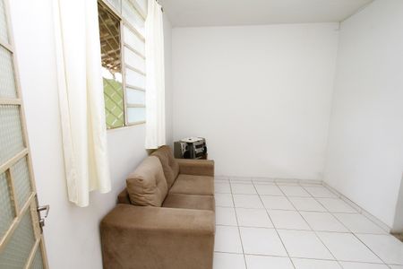 Sala de casa para alugar com 4 quartos, 150m² em João Paulo Ii, Belo Horizonte