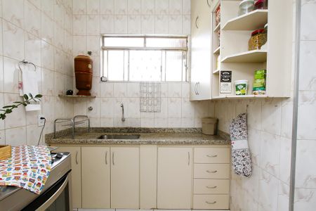 Casa à venda com 150m², 4 quartos e 3 vagasCozinha