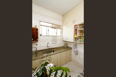 Casa à venda com 150m², 4 quartos e 3 vagasCozinha